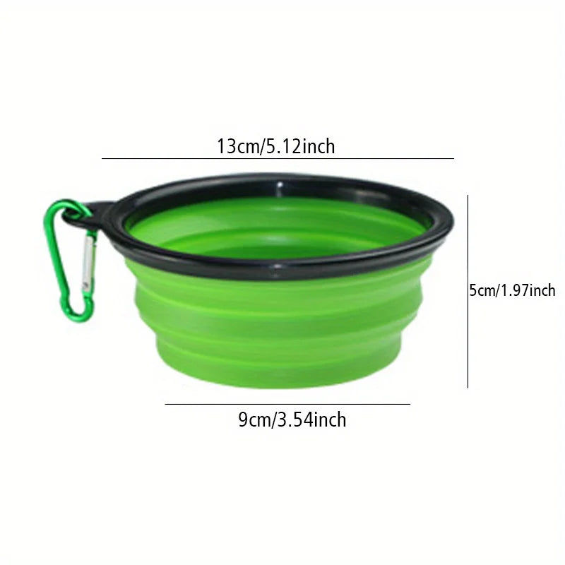 Green portable dog travel bowl with clip, foldable silicone food and water bowl, 13cm x 9cm x 5cm for outdoor walking