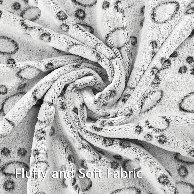 Soft Flannel Pet Blanket for Dogs Cats Plush Mat Dog Paw Print for Cats Dog High Quality Dog Blanket Pet Mat Warm Dog Supplies