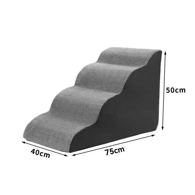 4-step curved dog ramp for high beds with non-slip soft grey carpeted steps and dimensions 75cm x 40cm x 50cm.