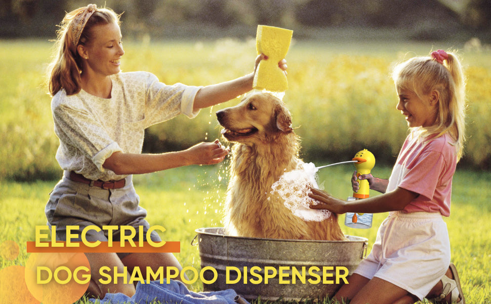 Electric dog shampoo dispenser dog shampoo sprayer for bathing a golden retriever with foam in a tub