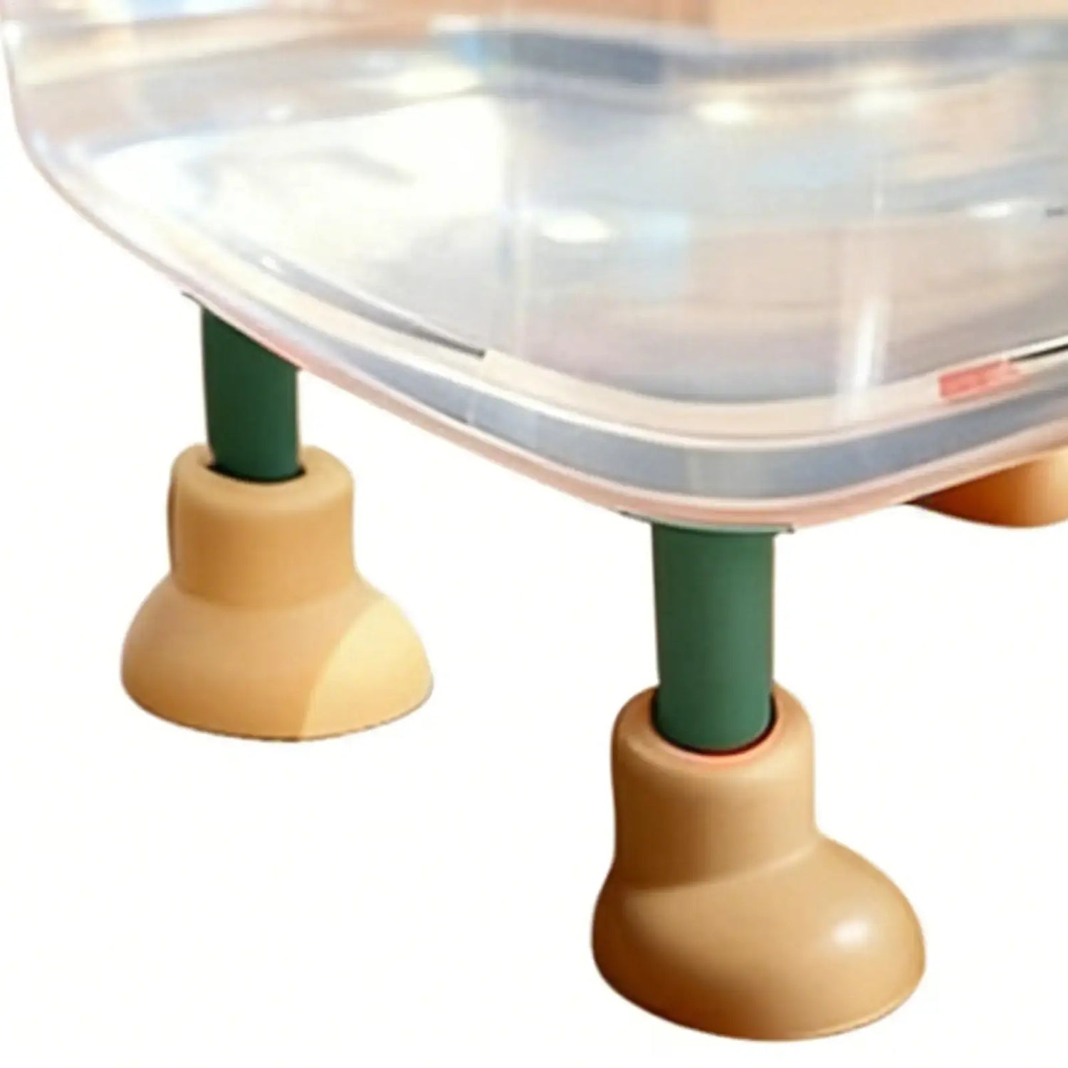 Automatic pet water dispenser for dogs and cats with 3/5L capacity, cartoon-style base, home living room use