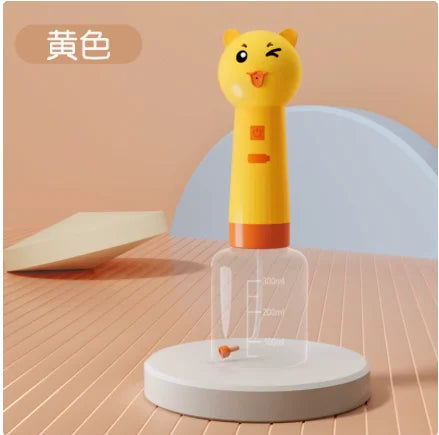 Yellow dog shampoo sprayer with cat-shaped handle, Type-C charging, water and shampoo scale lines, foaming bath dispenser for pets