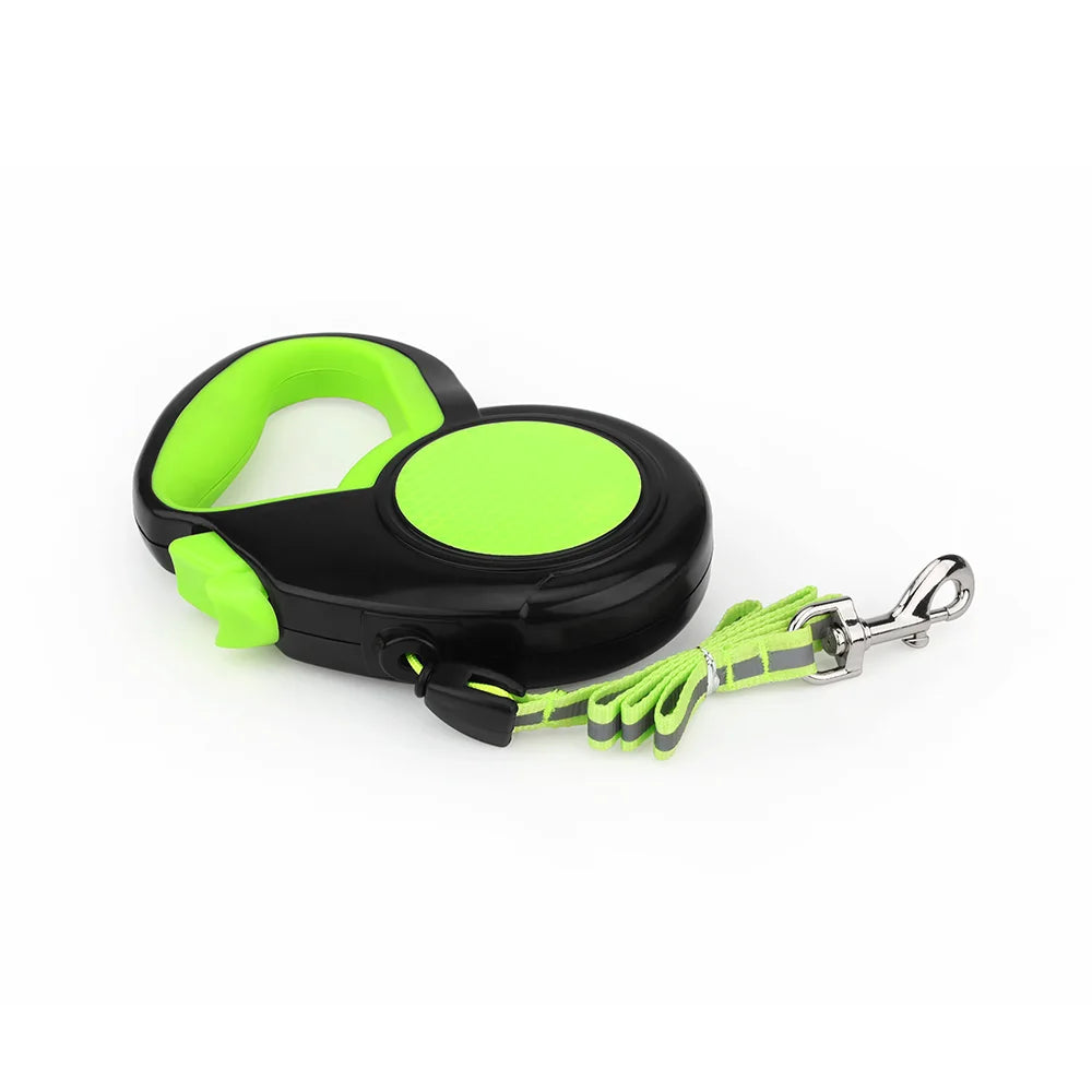 Reflective retractable dog leash in green and black for dogs and cats, automatic extending traction rope with durable clip.