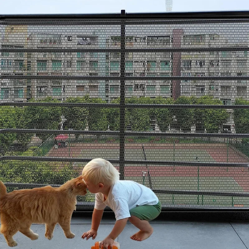 Pet Dog Barrier Fences With 4Pcs Hook Pet Isolated Network Stairs Gate New Folding Breathable Mesh Playpen For Dog Safety Fence.