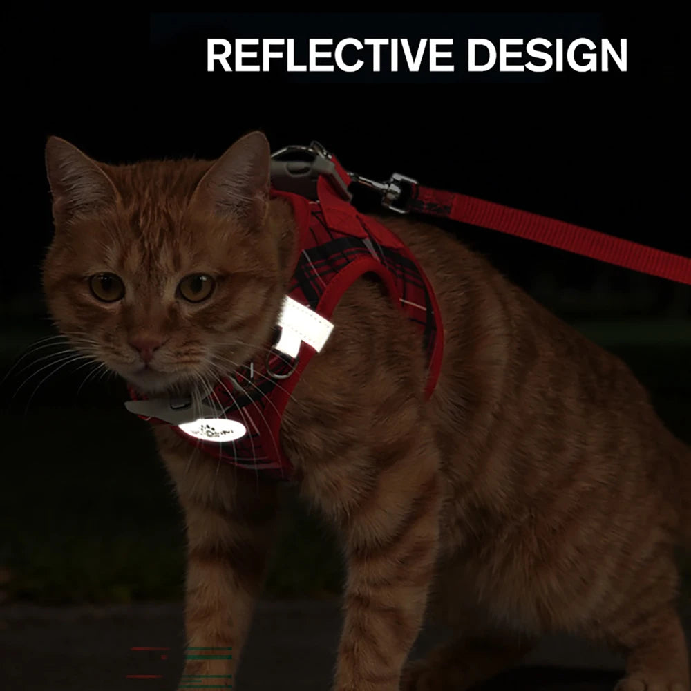 Reflective plaid pet leash set for cats and dogs with adjustable harness, durable nylon, and comfortable matching collar