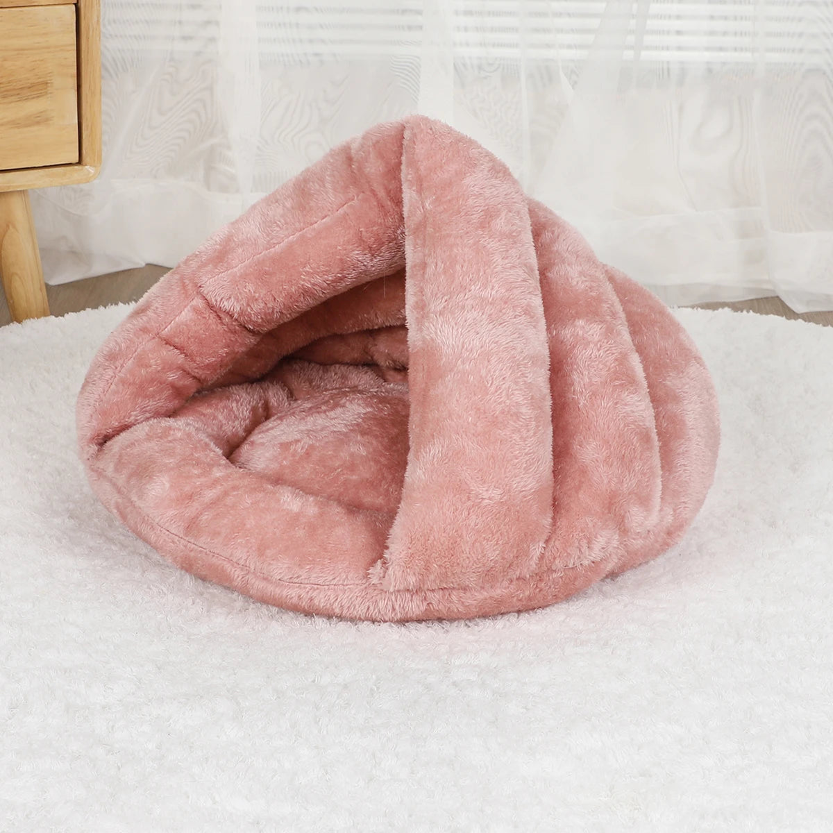 Pink washable plush dog bed for small dogs and cats, breathable hand-wash pet sofa, shipped from China Mainland