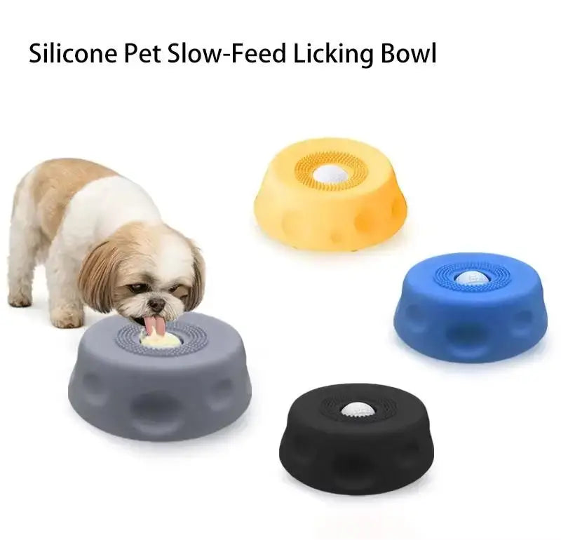 Silicone slow feeder dog bowl for dogs, anti-overflow and anti-slip licking bowl that promotes healthy, calm eating