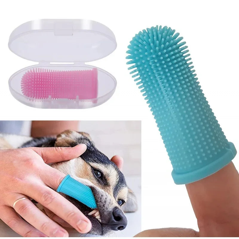 Silicone finger toothbrush for dogs with storage case, soft pet teeth cleaning brush for breath care and oral hygiene