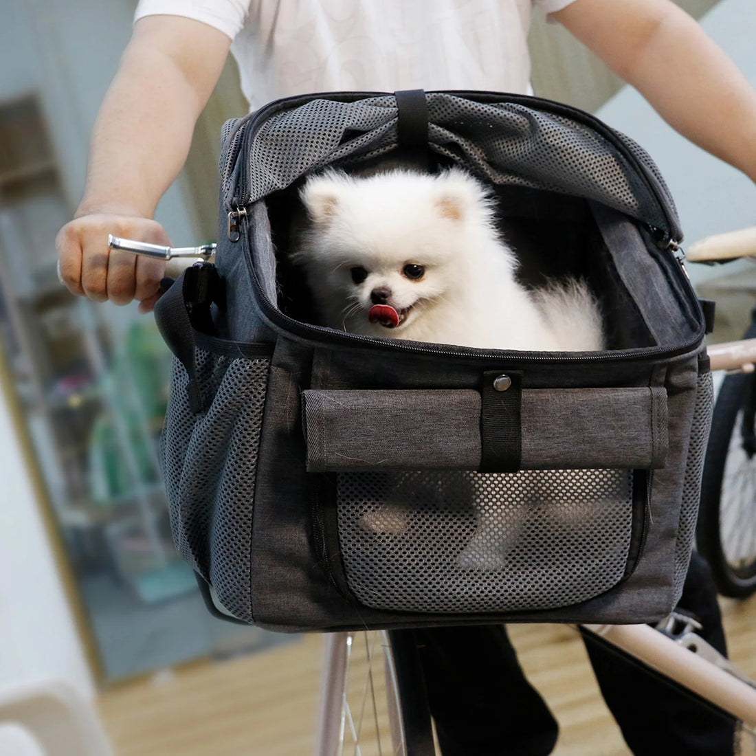 dog bike basket carrier backpack for small pets, expandable Oxford cloth bicycle pet carrier with secure mesh front